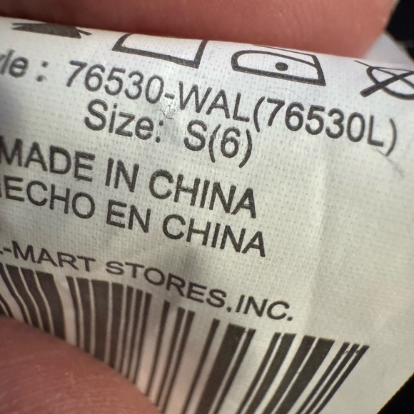 Spiderman costume size 6 - Picture 6 of 6